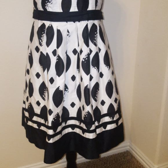 ❤HP❤️NWT Black & White Print NEXT Sundress❤ - Picture 3 of 12